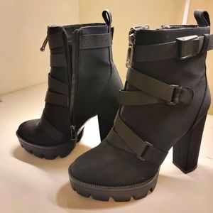 ASOS Simmi LONDAN Boots with heel and lug sole, 9 US women's, black